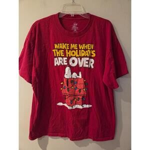 Snoopy Holiday Men's Red T-shirt XL